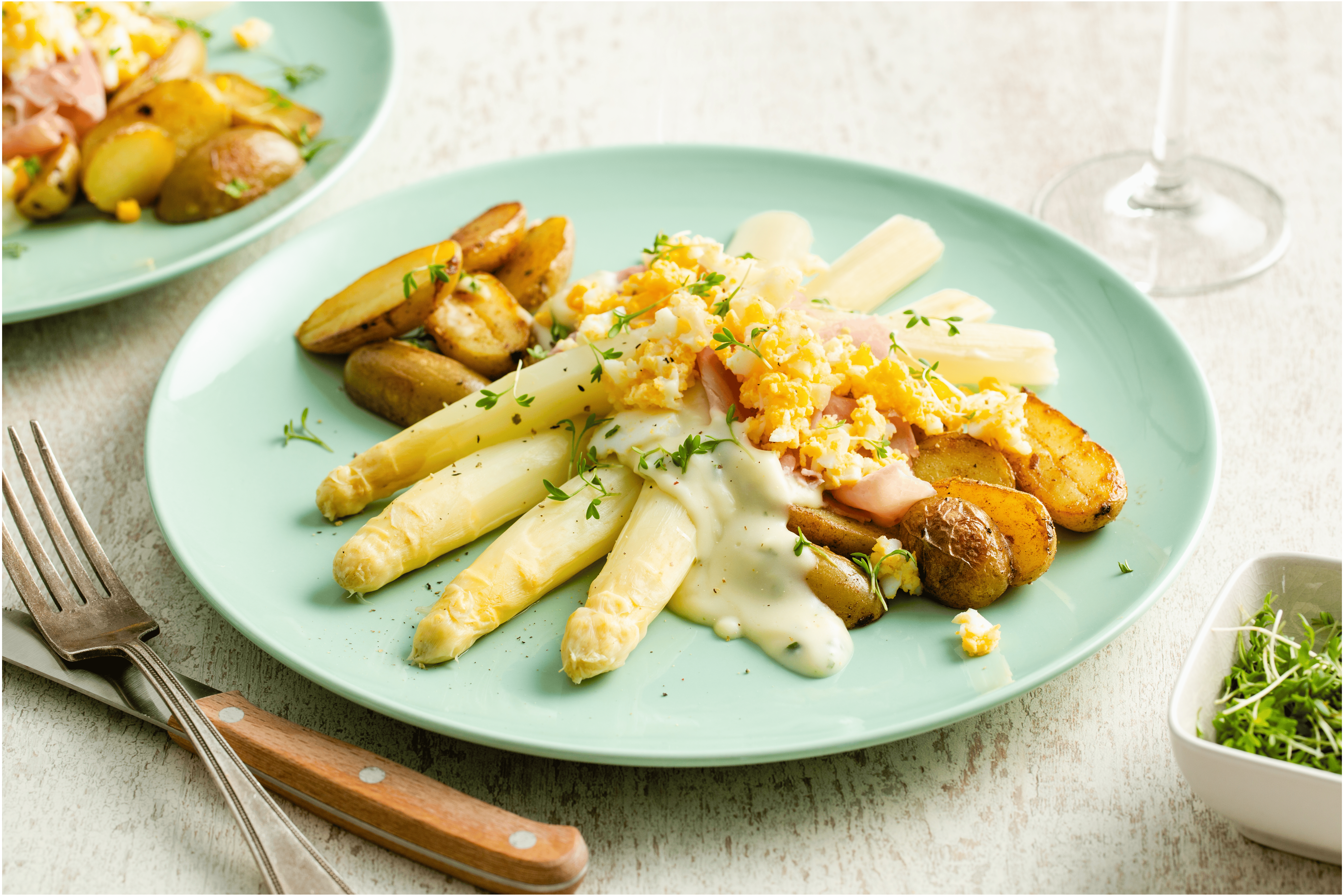 Asperges met ham en krieltjes