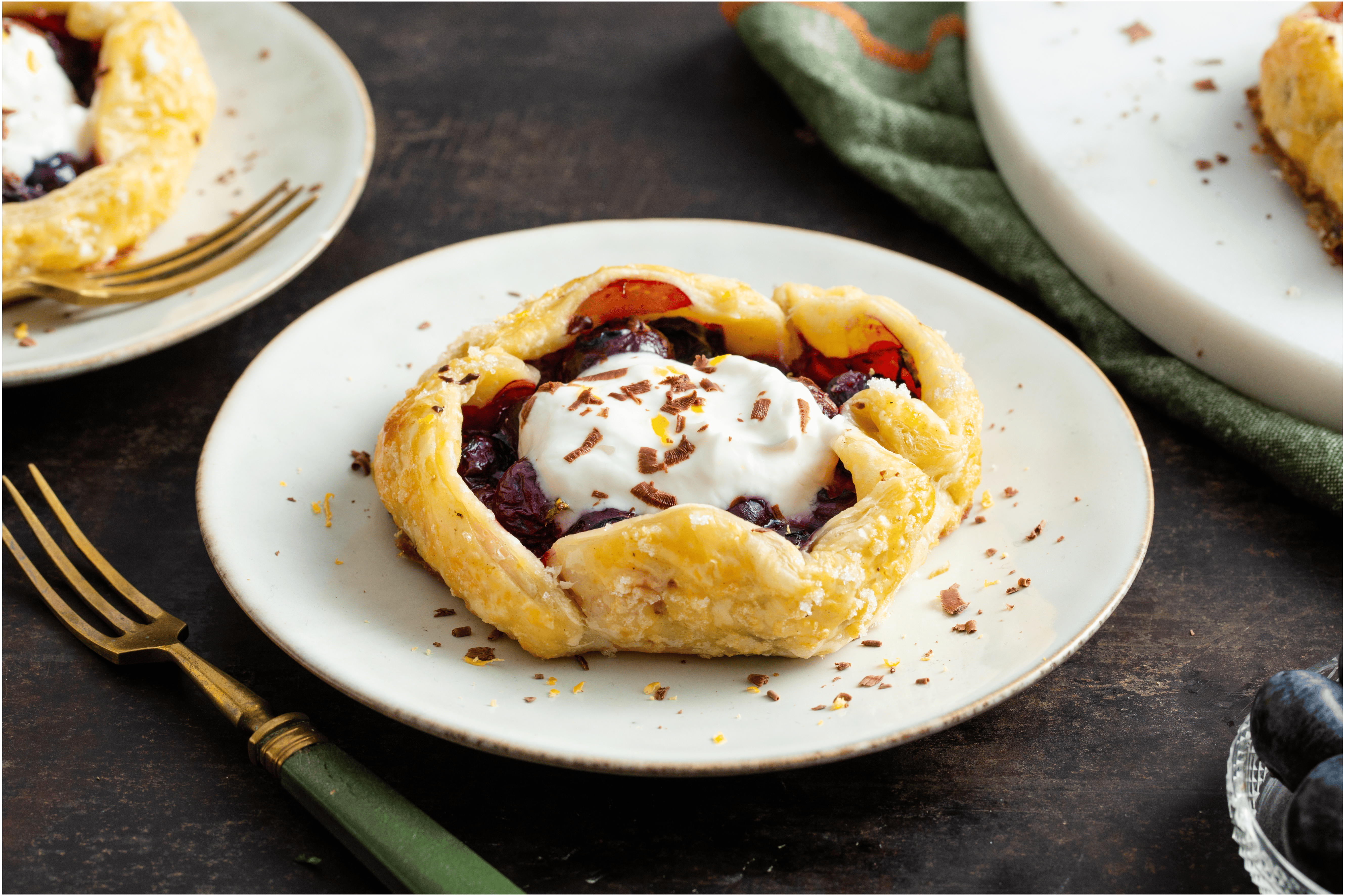 Mini bosbes-galettes met citroenyoghurt