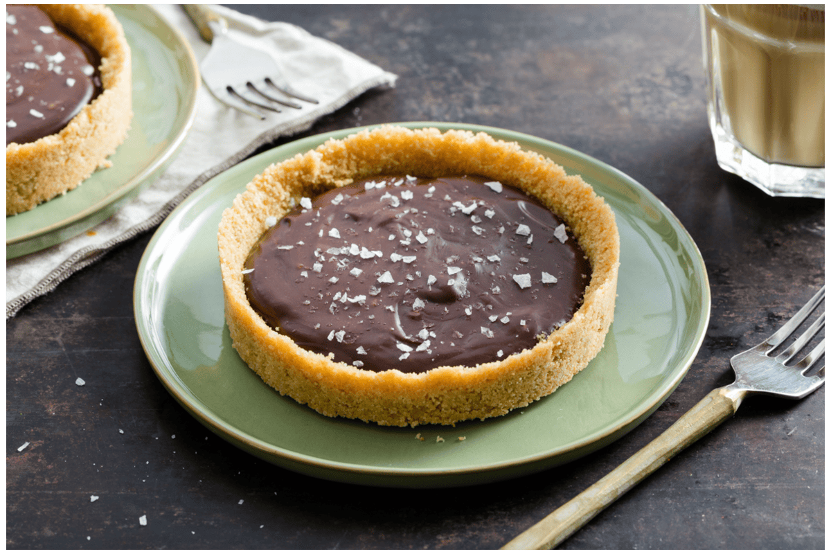 Gezouten chocolade-koffie ganache taartjes