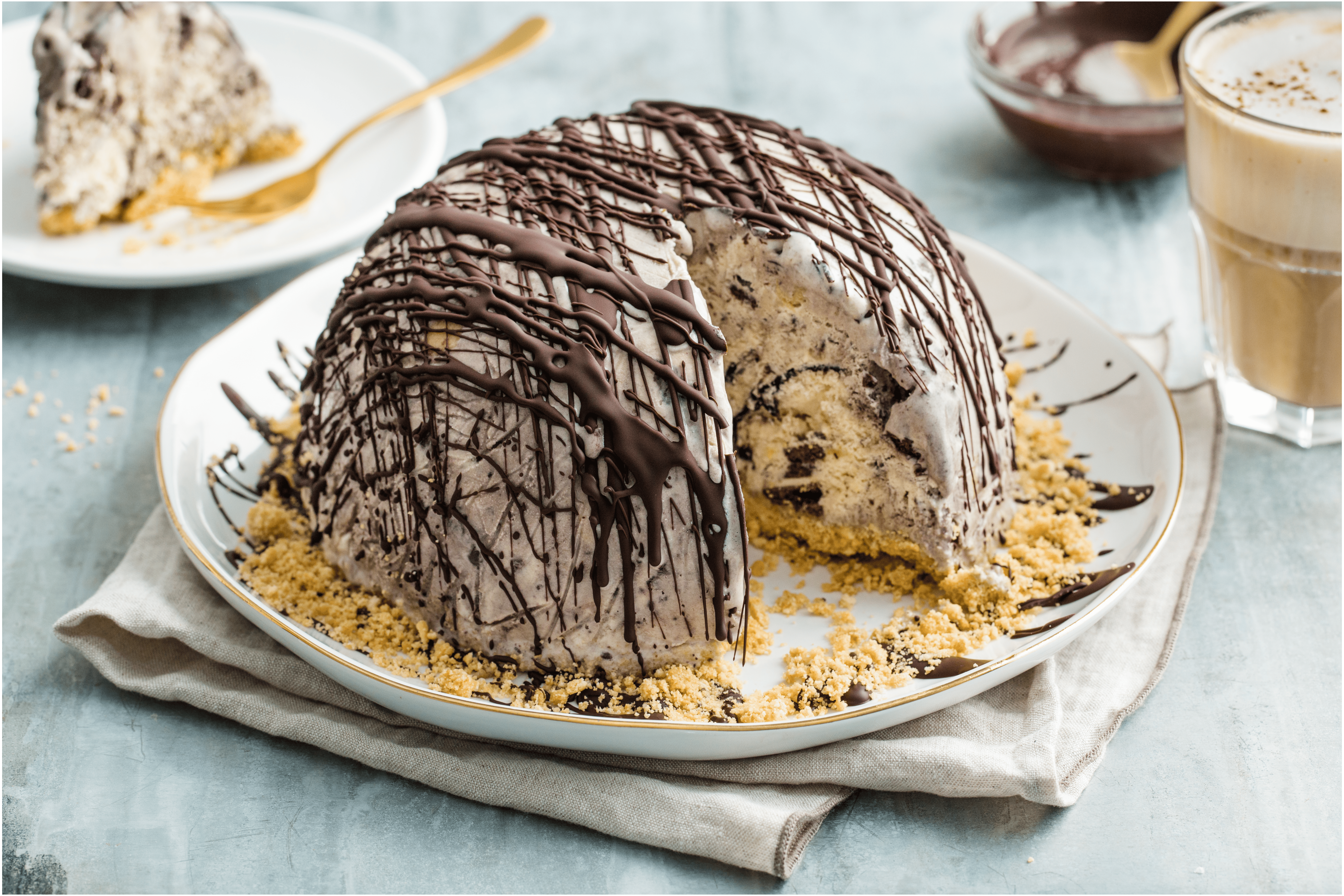 IJstaart met crunchy bodem en chocolade swirl