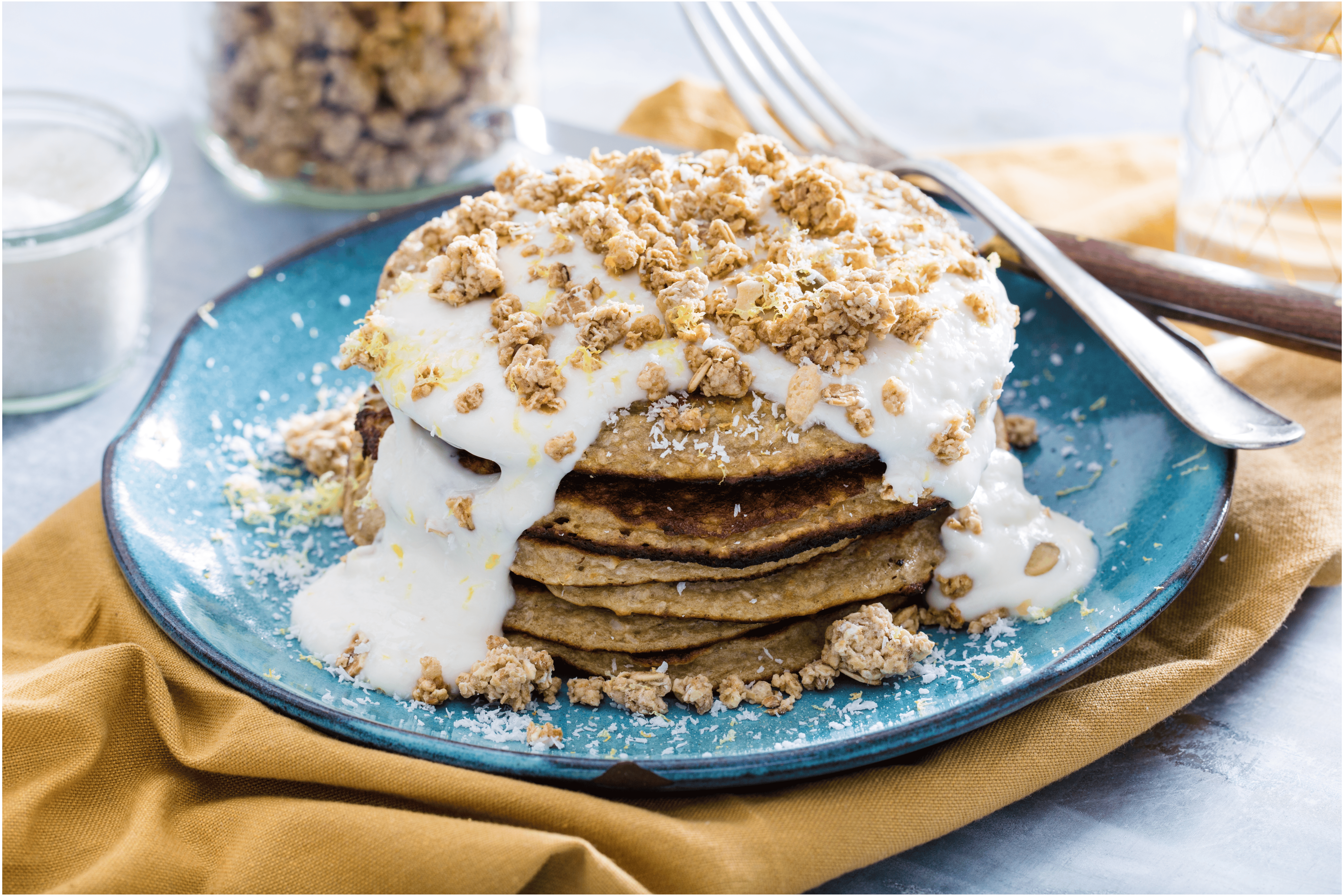 Snelle bananenpannenkoekjes met granola
