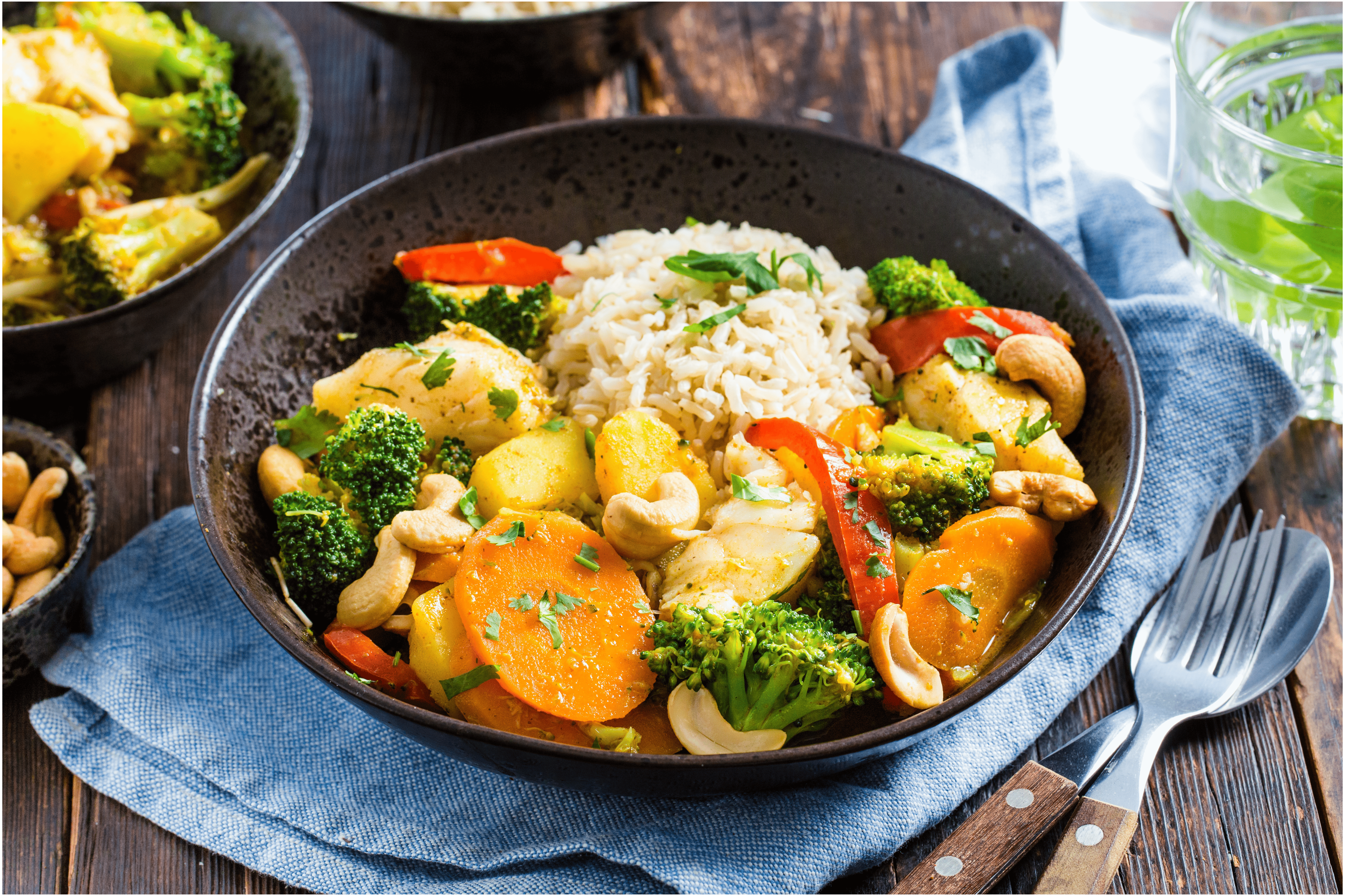 Gele curry met kabeljauwfilet en zilvervliesrijst