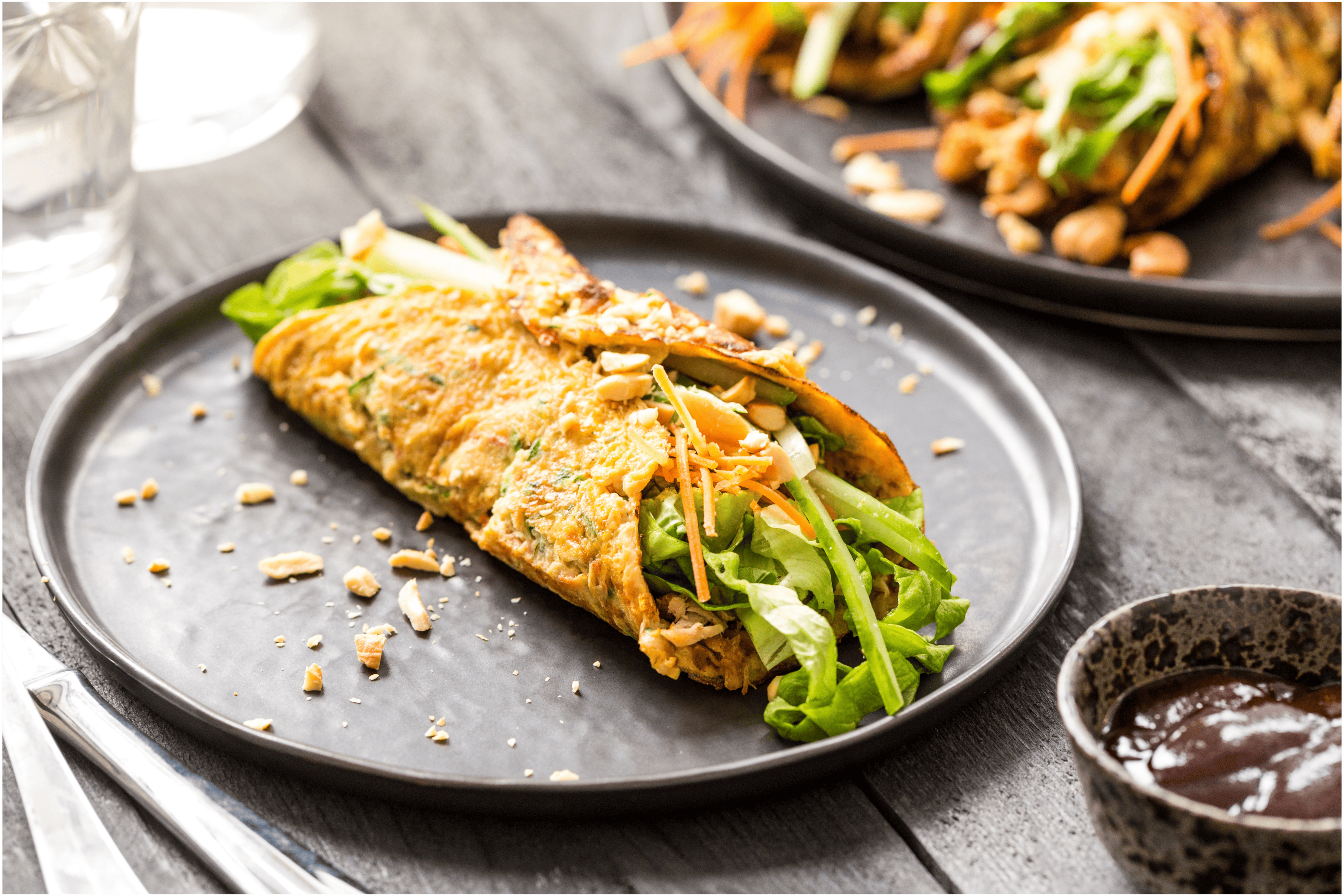 Ei-wraps met pulled pork en komkommer