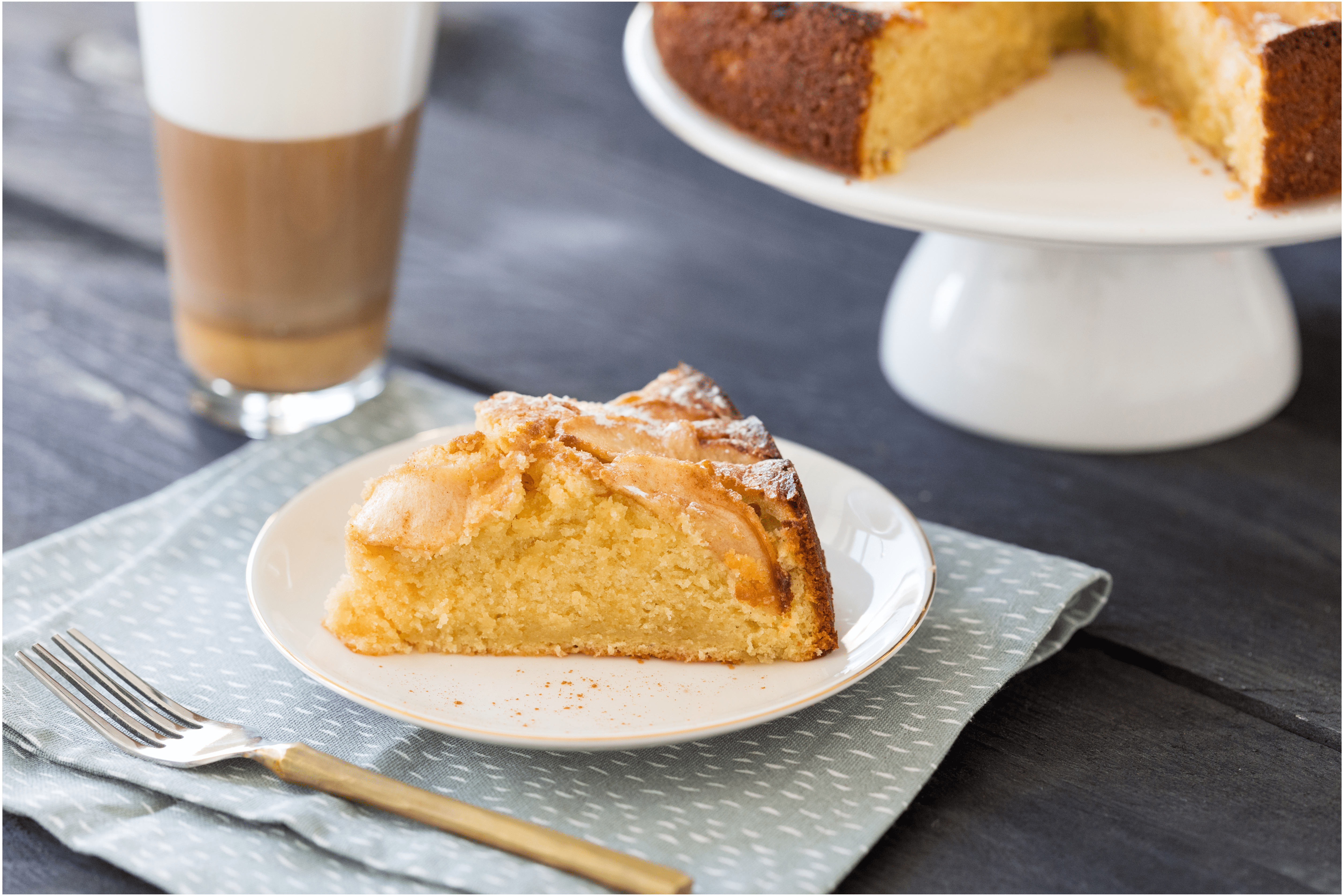 Appelcake met yoghurt en citroen