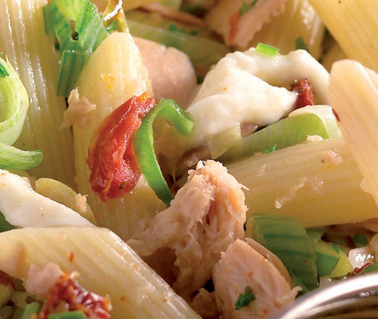 Pasta met Rio Mare tonijn en mozzarella