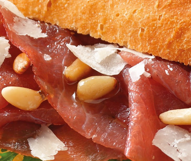 broodje echte authentieke carpaccio