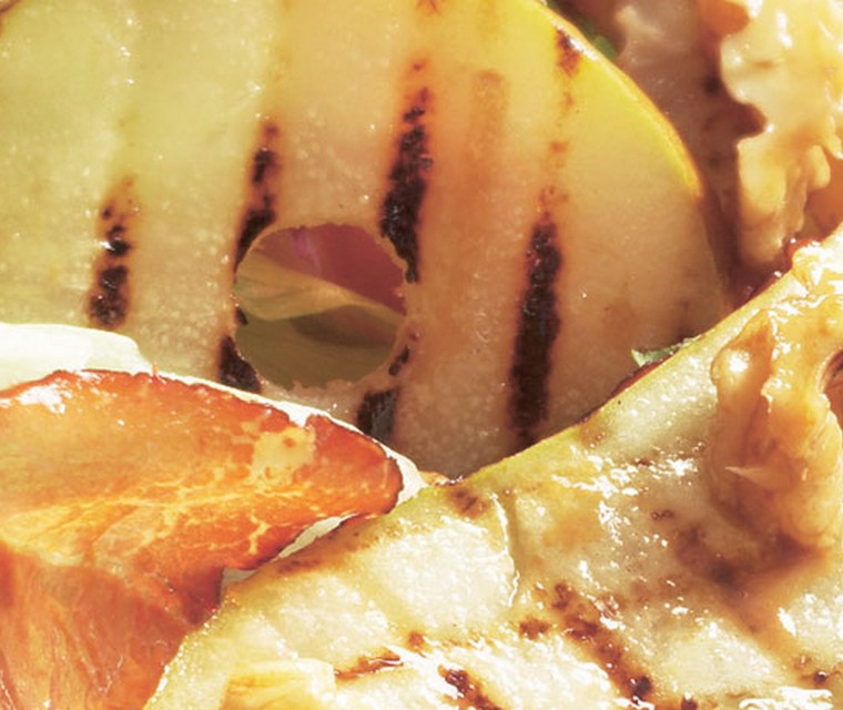 Salade met gegrilde peer en parmaham