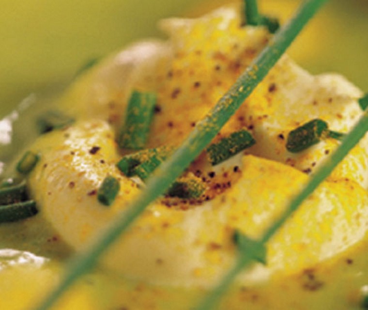 Preisoep met appel en kerrie