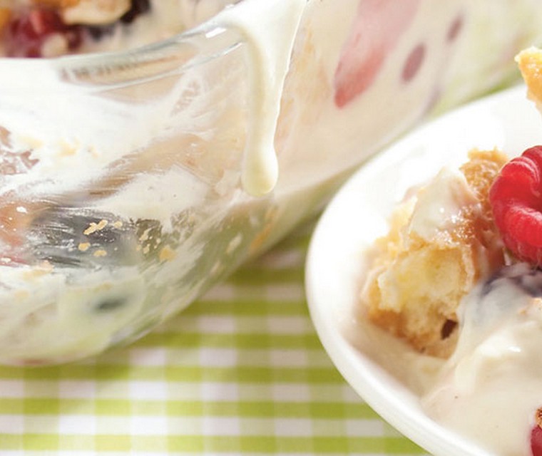 Trifle met zomerfruit