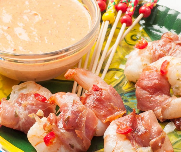 Gegrilde garnalen met geroosterde rode paprika-aïoli