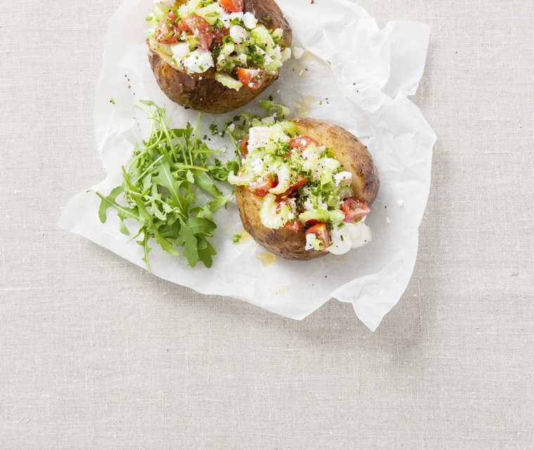 Gepofte aardappel met tomatencrème