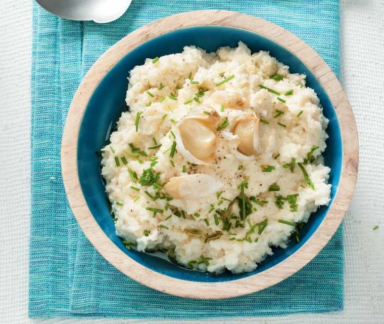 Bloemkoolpuree met geroosterde knoflook