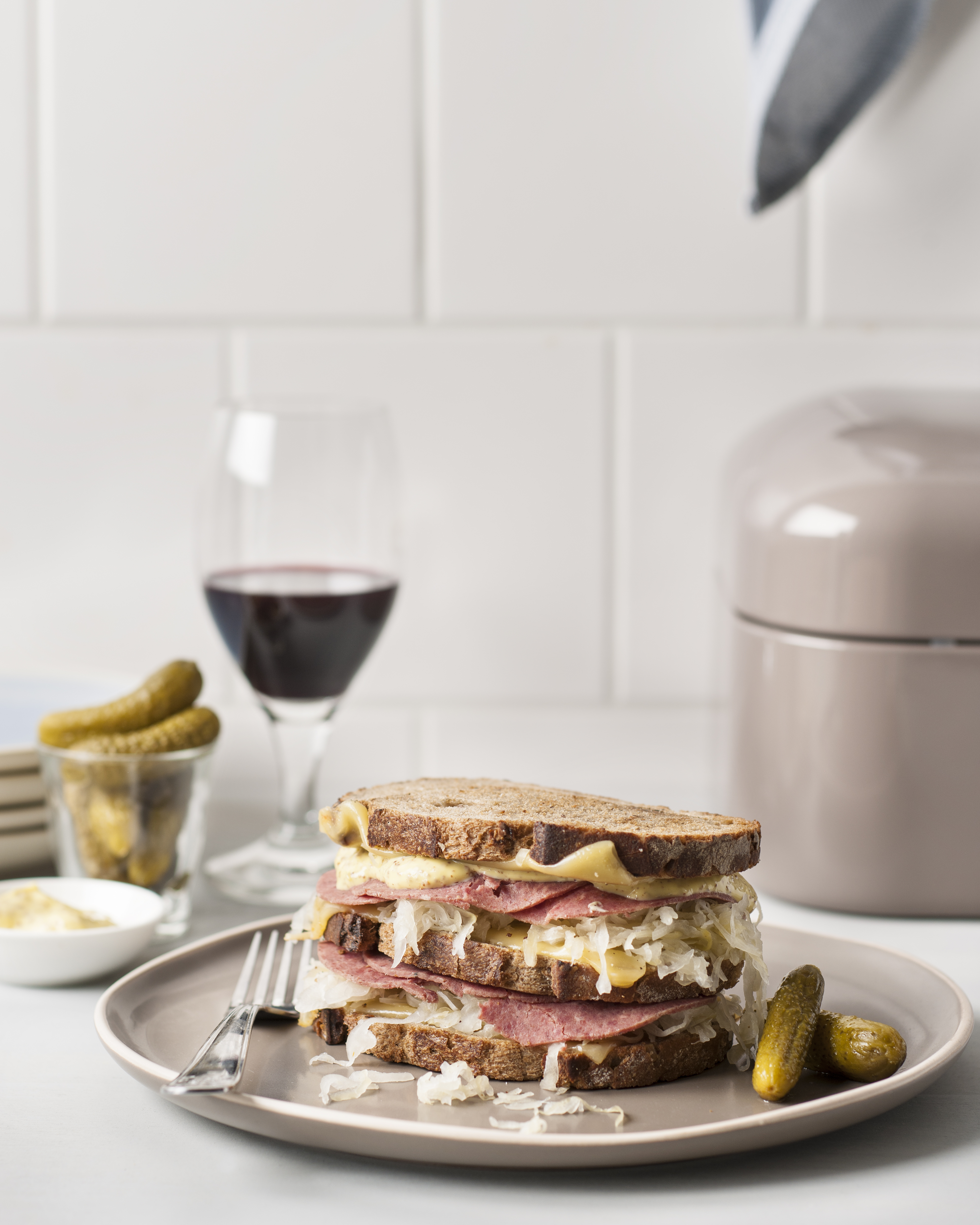 Reuben sandwich met zuurkool