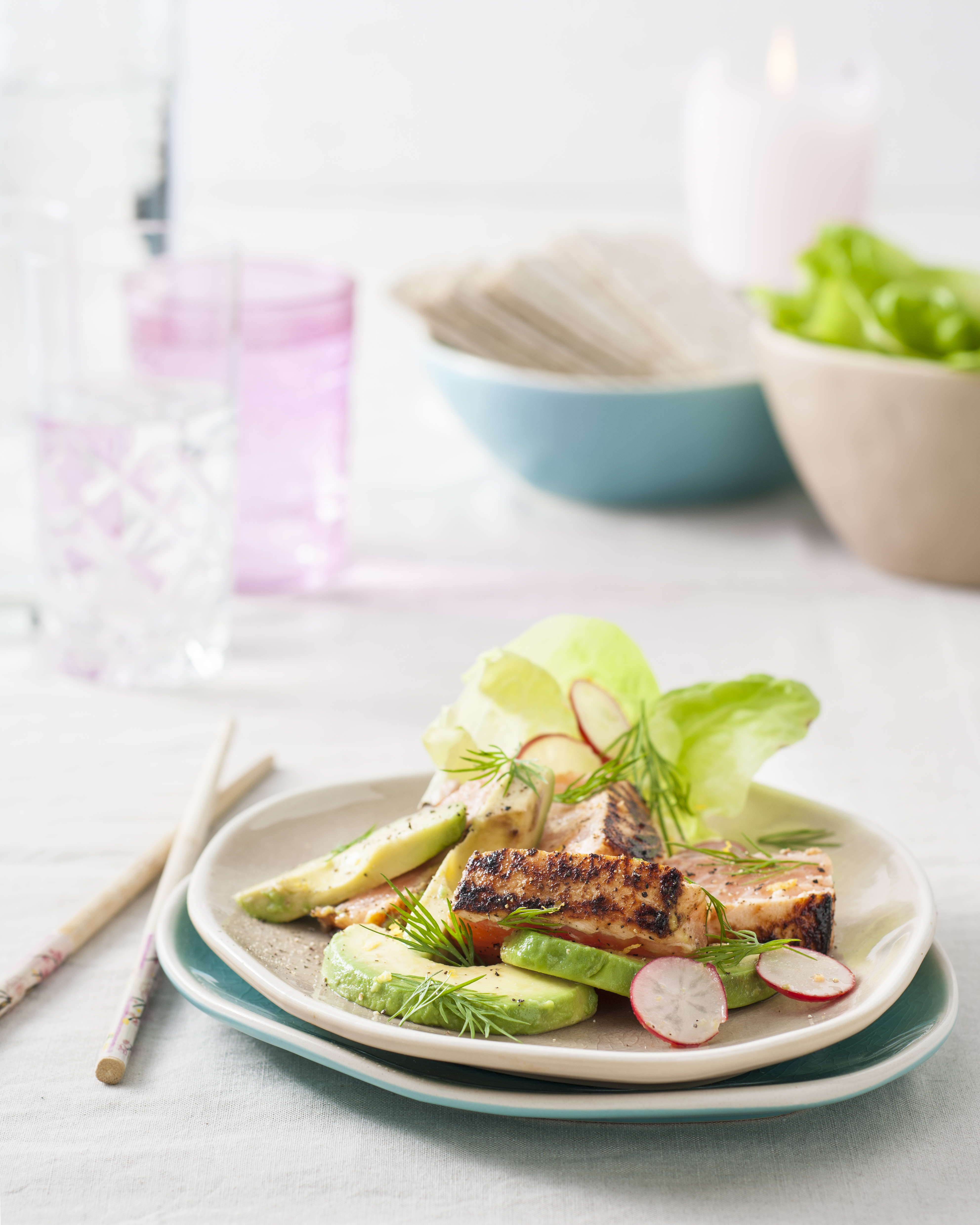 Lauwwarme salade met sticky zalm