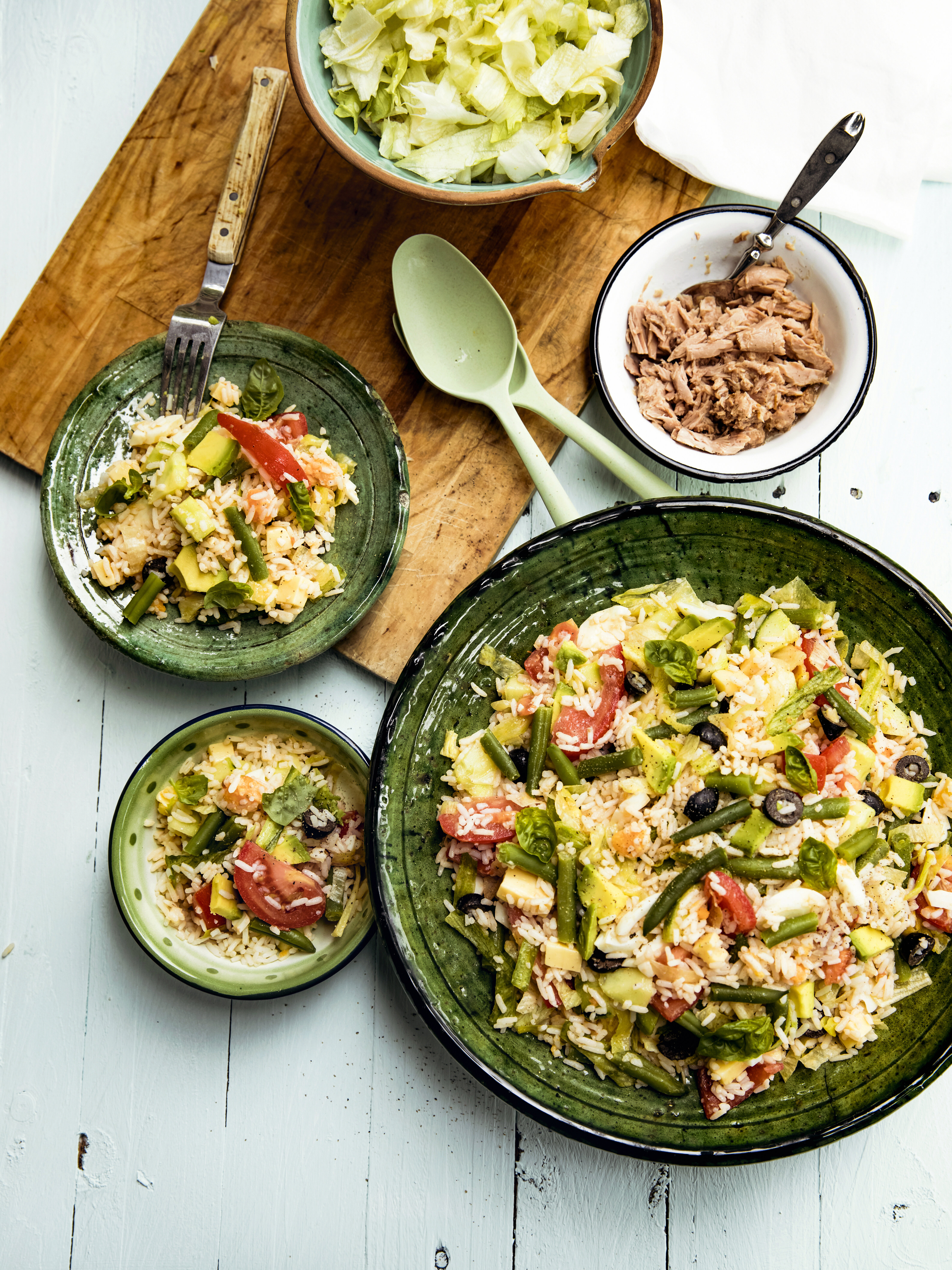 Italiaanse rijstsalade met tonijn
