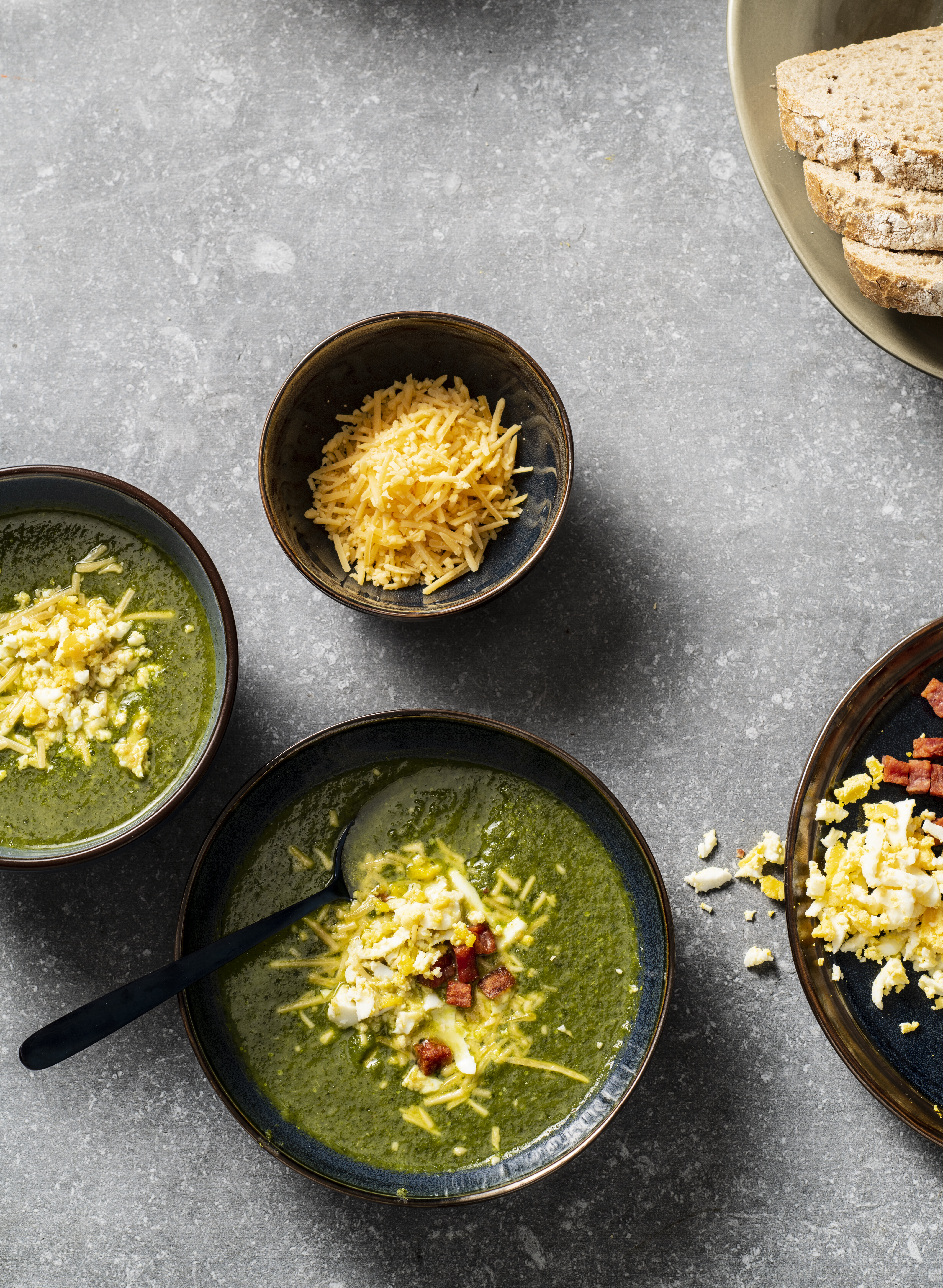 Boerenkoolsoep met krokante spekjes