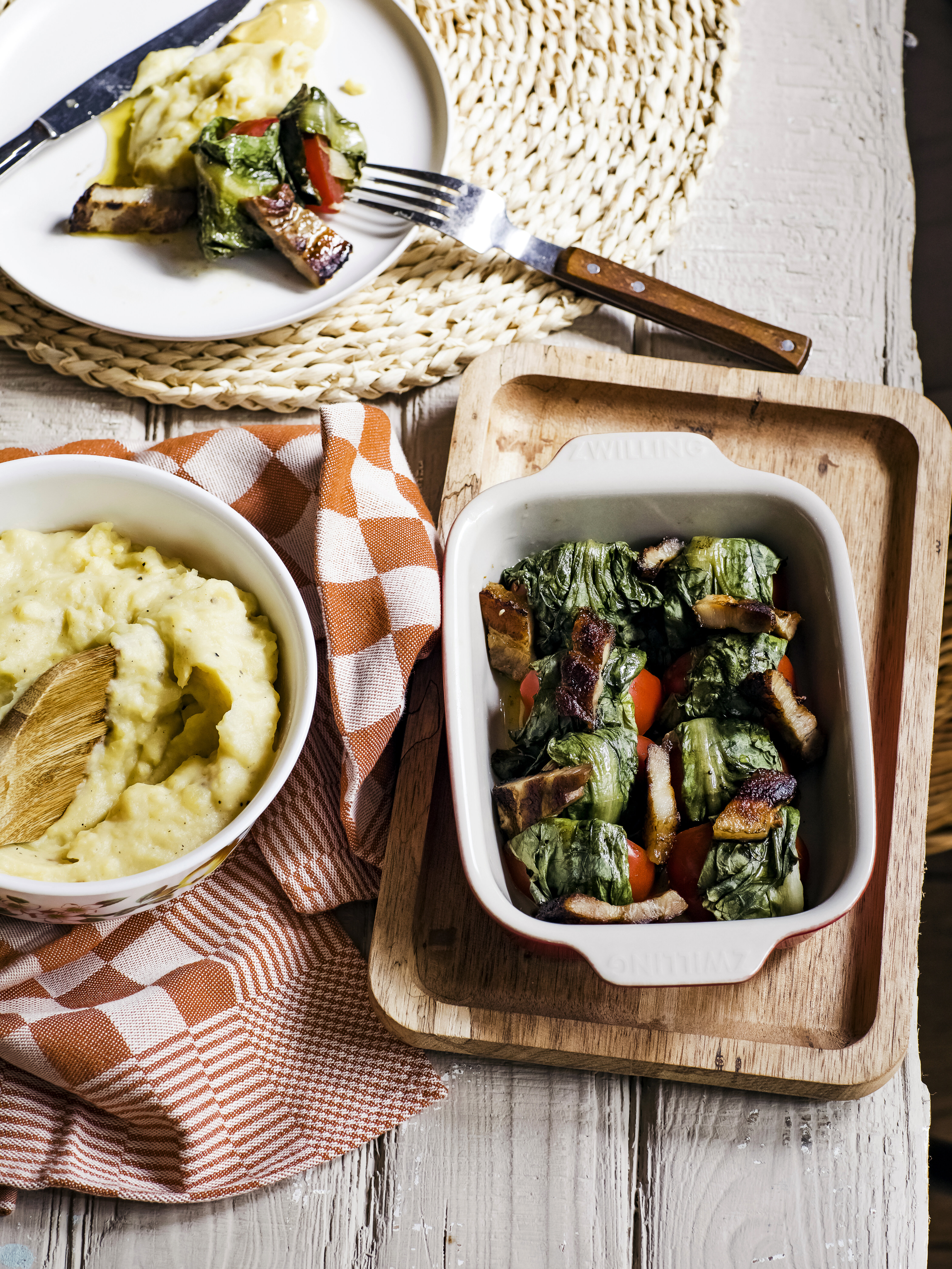 Andijvie-tomaat-rolletjes met speklap