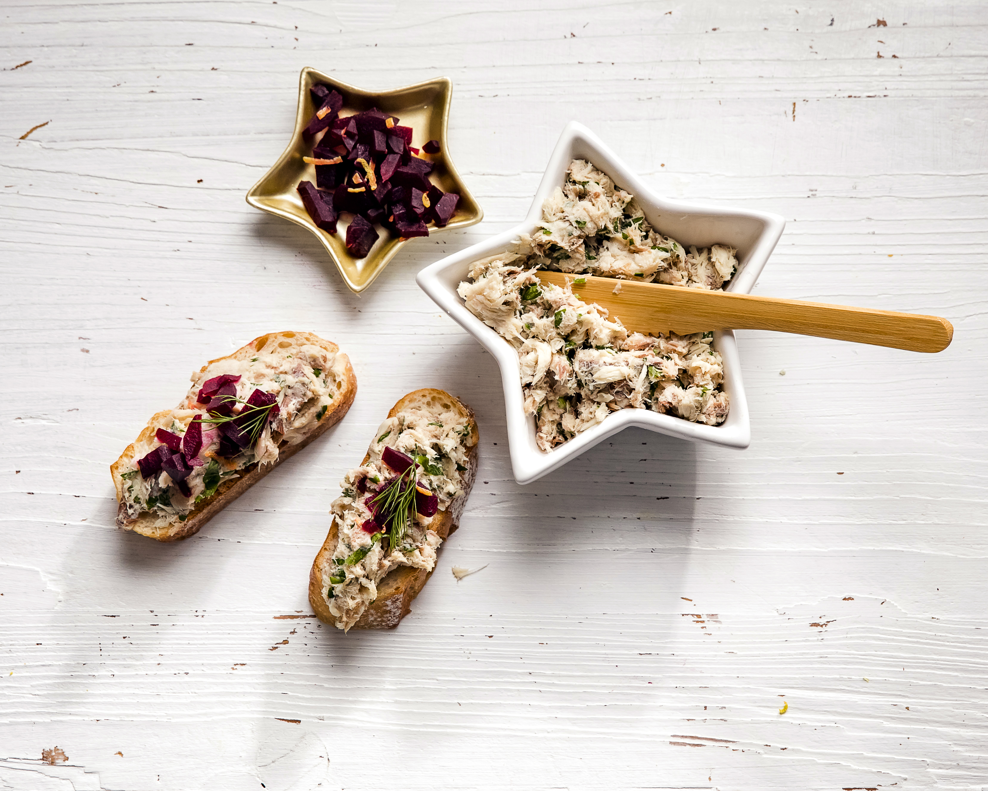 Makreelpaté met rode biet