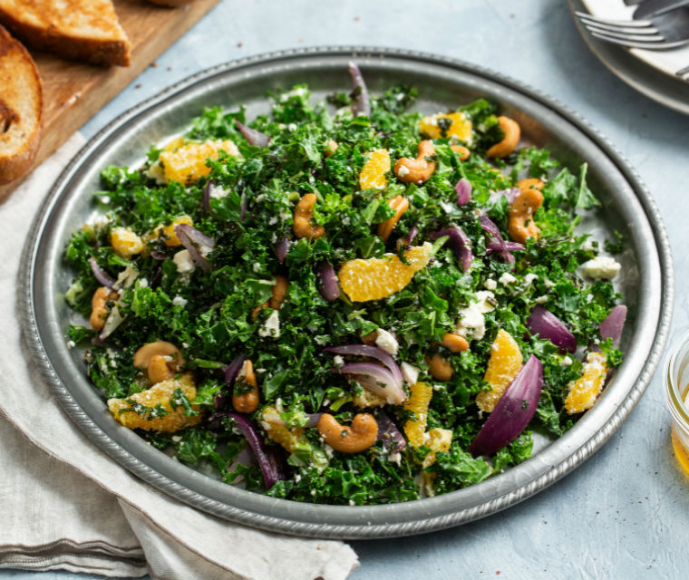 Boerenkoolsalade met cashewnoten
