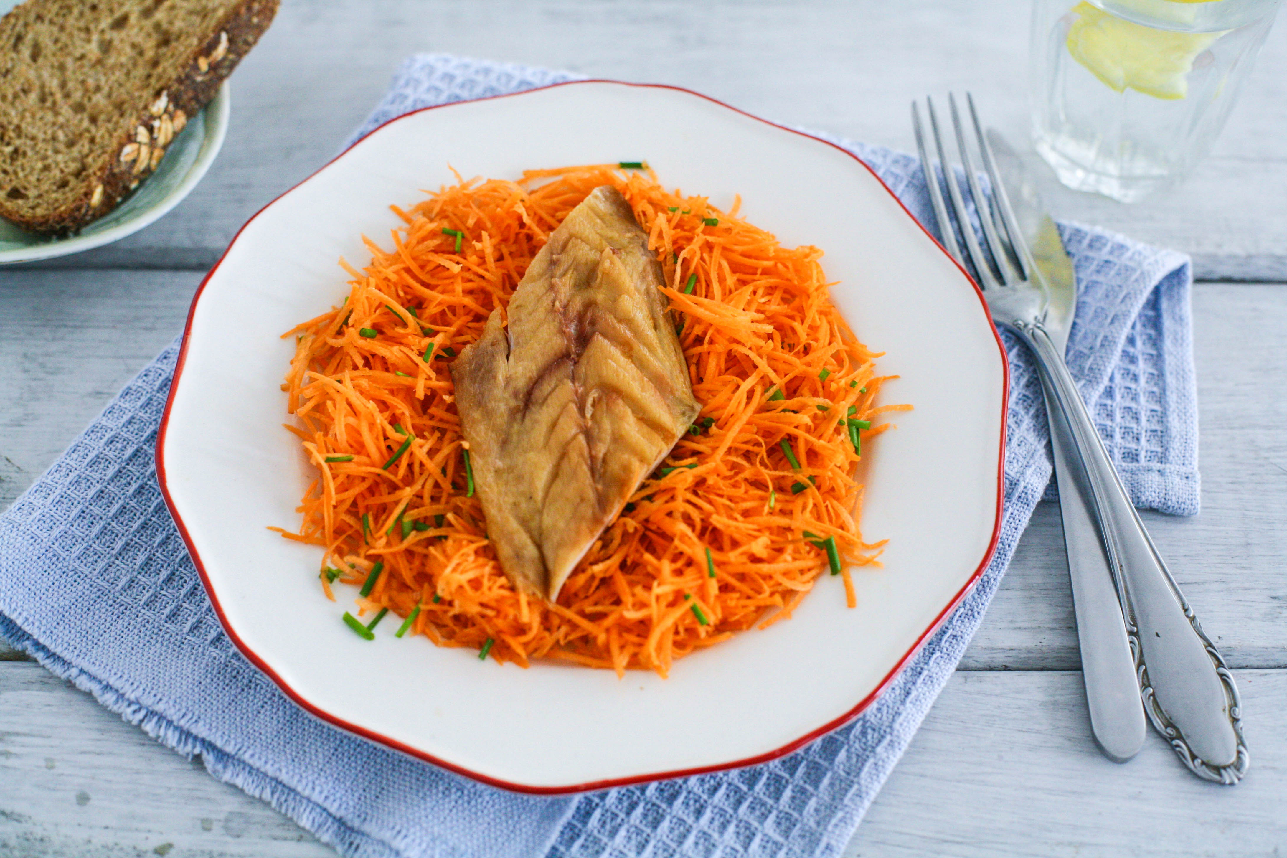 Wortelsalade met makreel