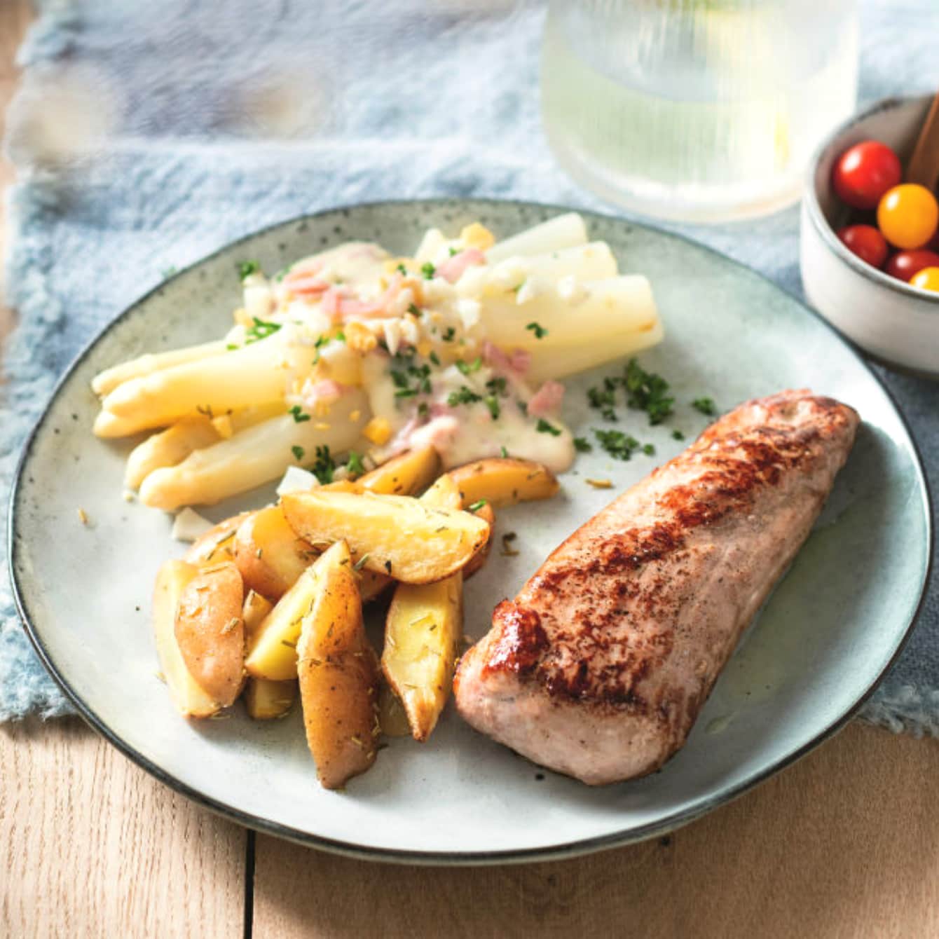 Asperges met varkenshaas