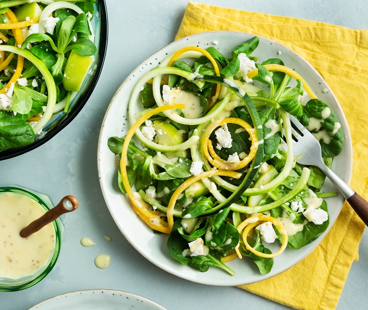 Salade met honing-mosterd dressing en feta