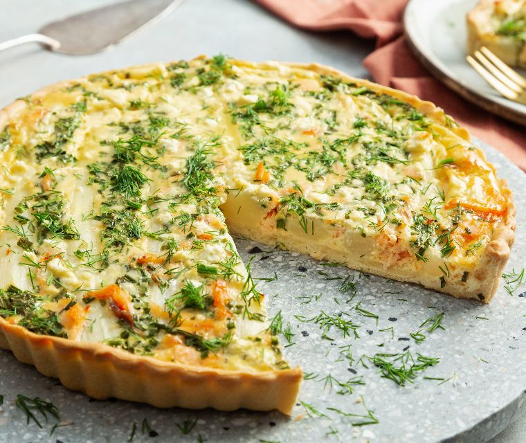 Frittata met warm gerookte zalm