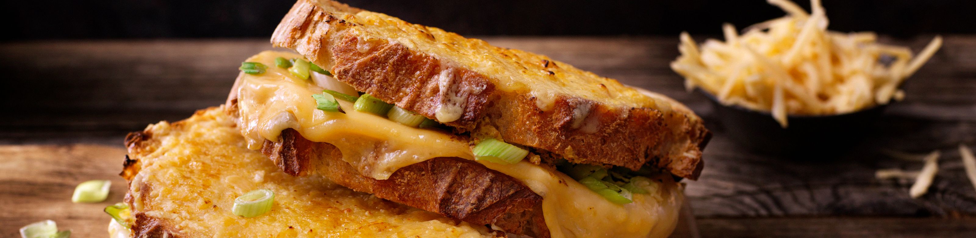 Old Amsterdam Melt met mosterd en bos-uitjes