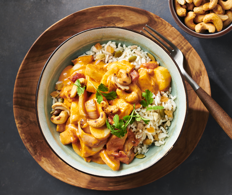 Notenrijst met pastinaakcurry en cashewnoten
