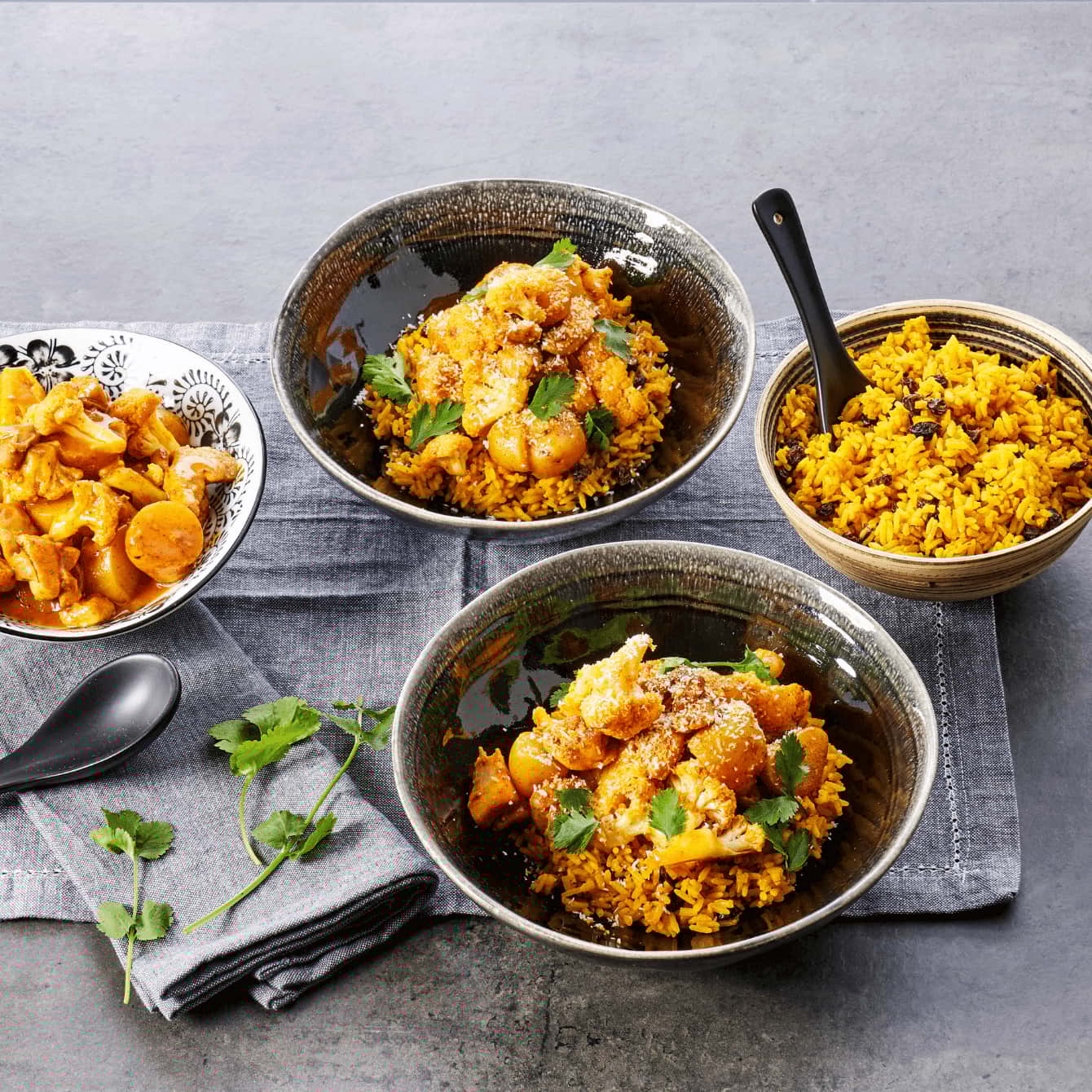 Curry met kipdijfilet met bloemkool