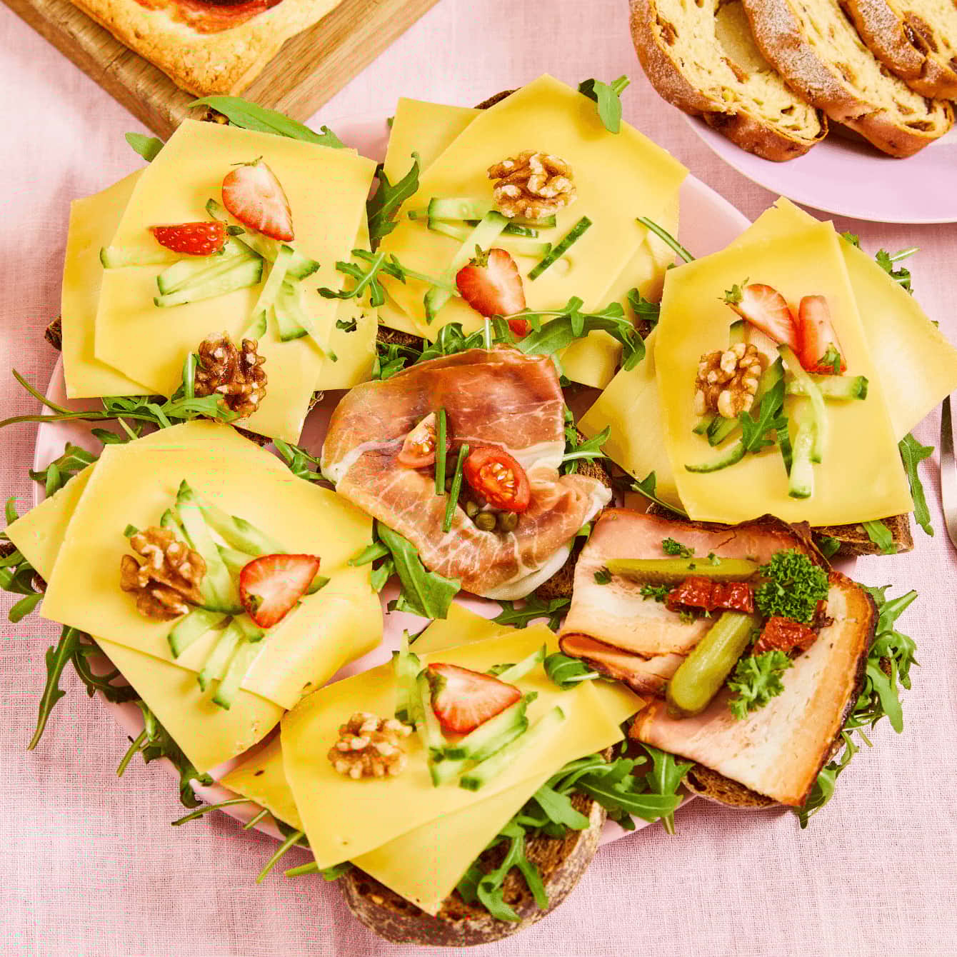 Broodjes kaas, ham en spek