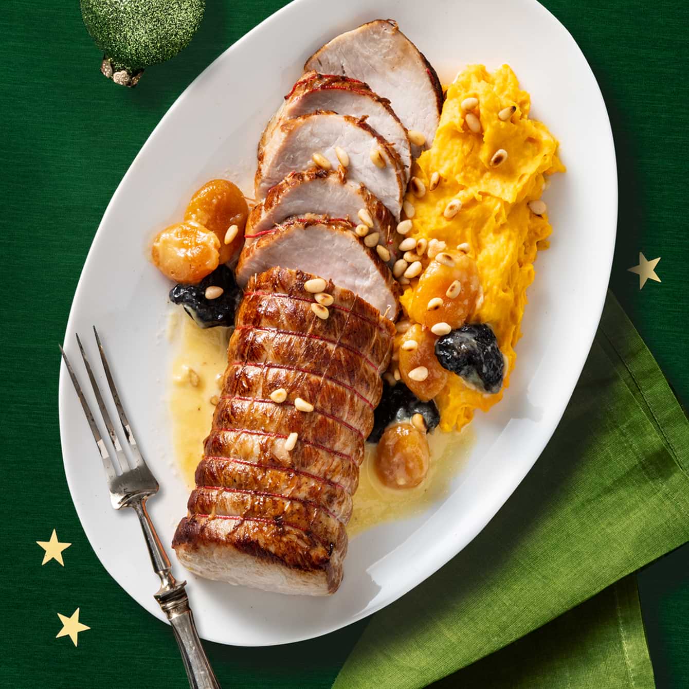 Varkensrollade met tutti frutti en zoete aardappelpuree