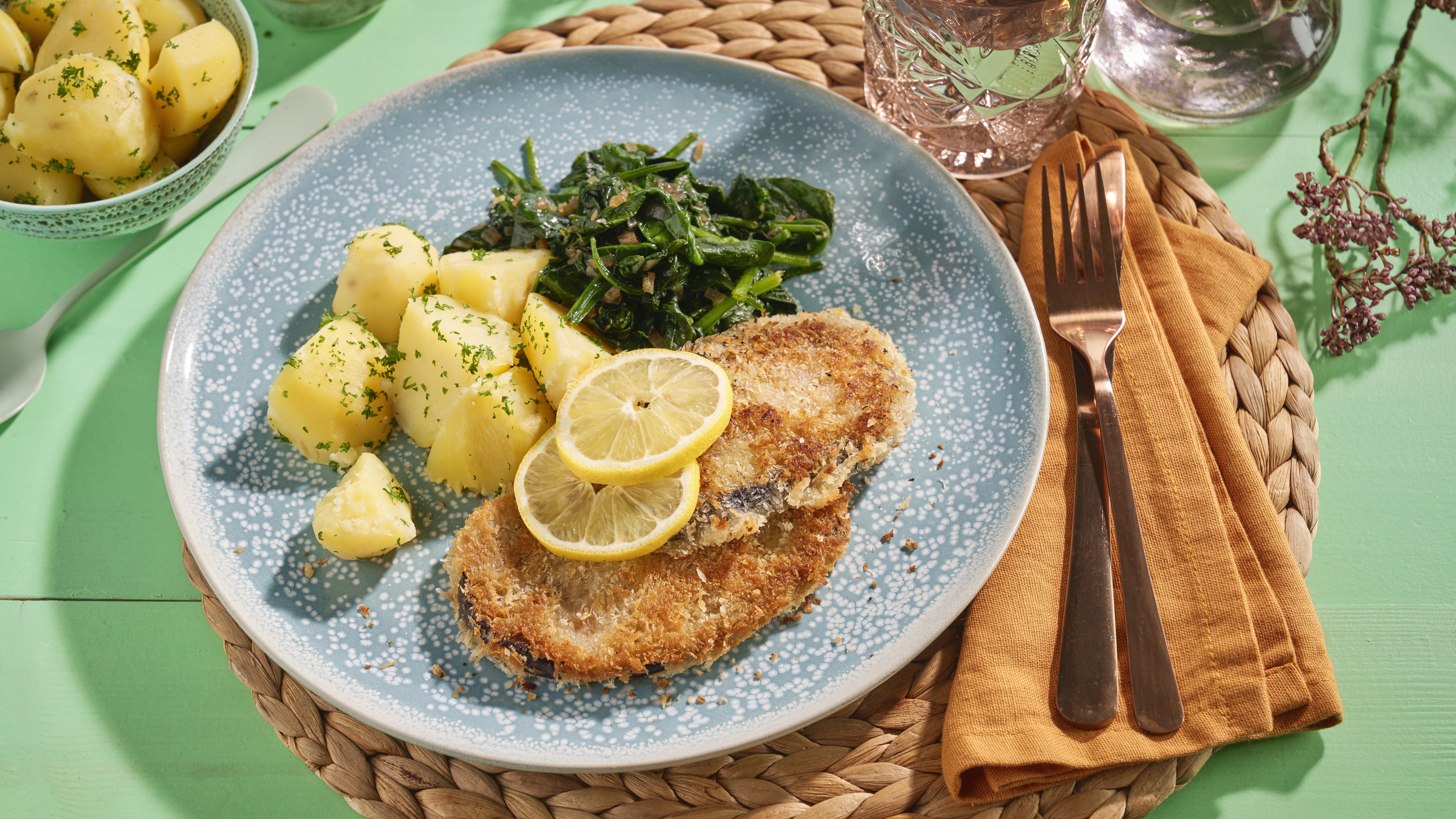 Vegan schnitzel van aubergine