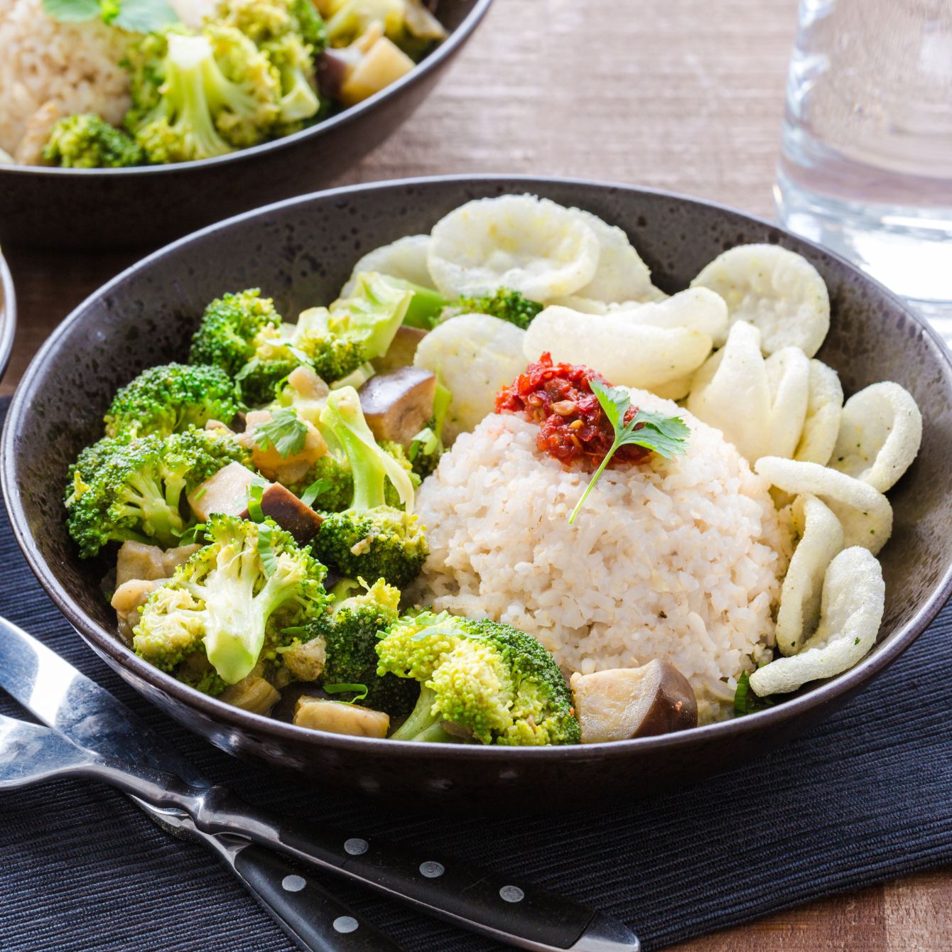 Paula's thaise groene curry met broccoli en aubergine