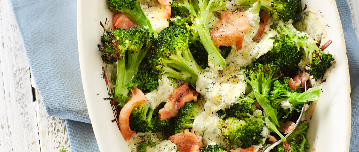 Snelle Broccolischotel Met Gerookte Zalm En Kruidencrème | Recepten | PLUS