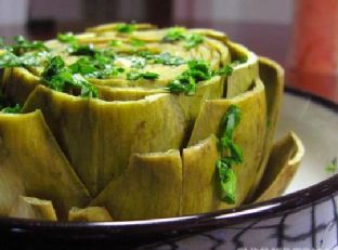 Italian Steamed Artichoke
