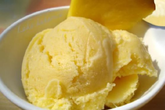 Pineapple ice cream