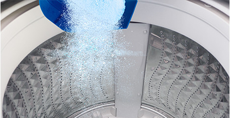 Cómo usar el detergente en polvo para la ropa y otros consejos