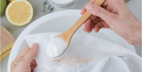 Cómo quitar las manchas de sudor de las camisas