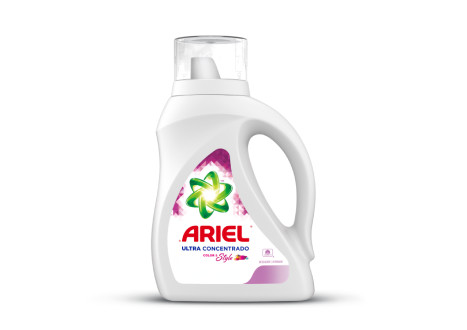 Detergente líquido para la ropa Ariel ultra concentrado 