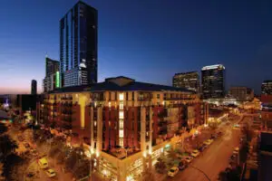 amli-downtown-exterior-300x200