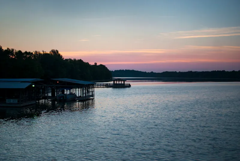 Marina-at-Lake-Fayetteville-500947445-1024x686