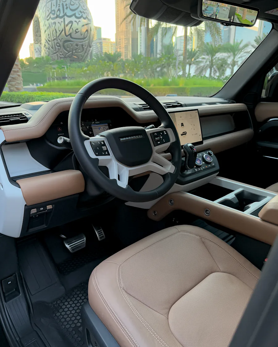 2025 Land Rover Defender Black 2025 for rent in Dubai — photo 8 of 8
