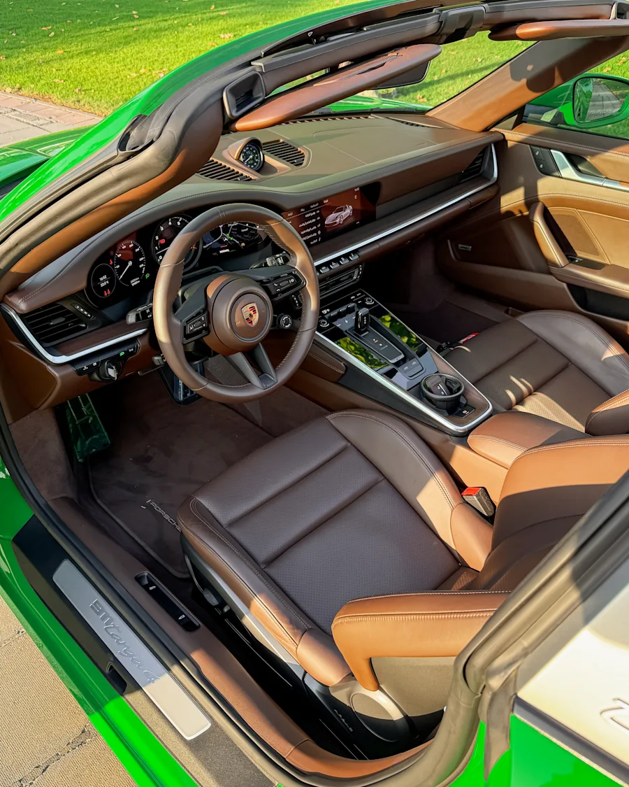 2022 Porsche Targa 4 Green 2022 for rent in Dubai โ photo 7 of 10