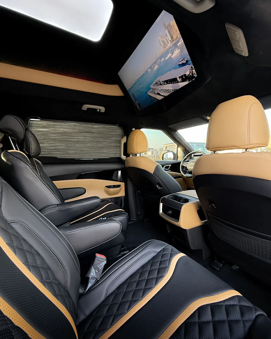 2023 Kia Carnival VIP: Luxury Meets Versatility 2023 for rent in Dubai โ photo 8 of 8