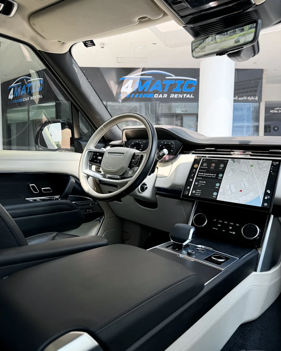 Range Rover Vogue White 2024 2024 for rent in Dubai — photo 3 of 3