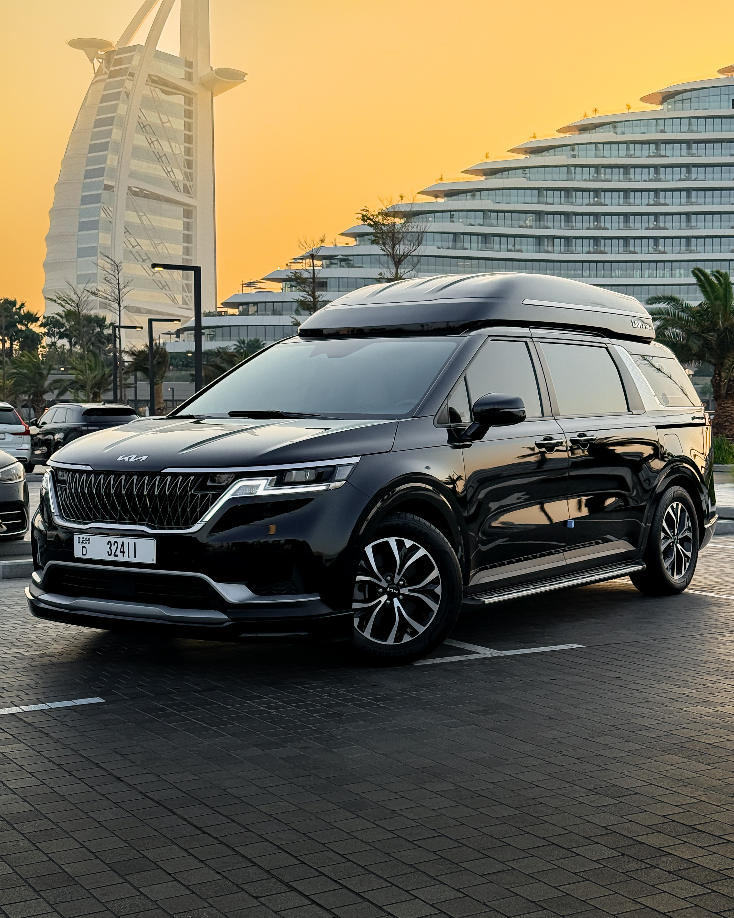 2023 Kia Carnival VIP: Luxury Meets Versatility 2023 for rent in Dubai — thumbnail 1
