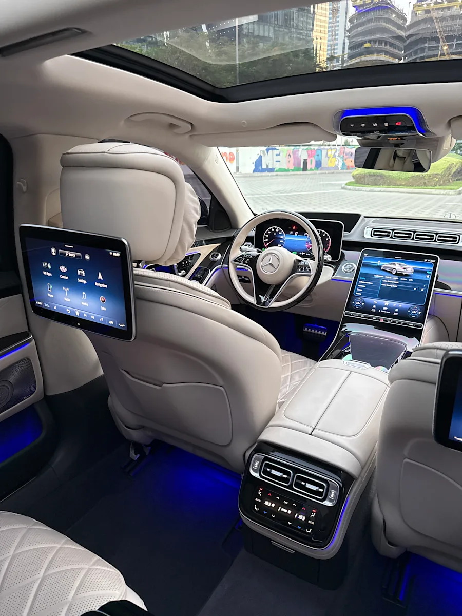 Mercedes S500 Black 2022 2022 for rent in Dubai — photo 10 of 12