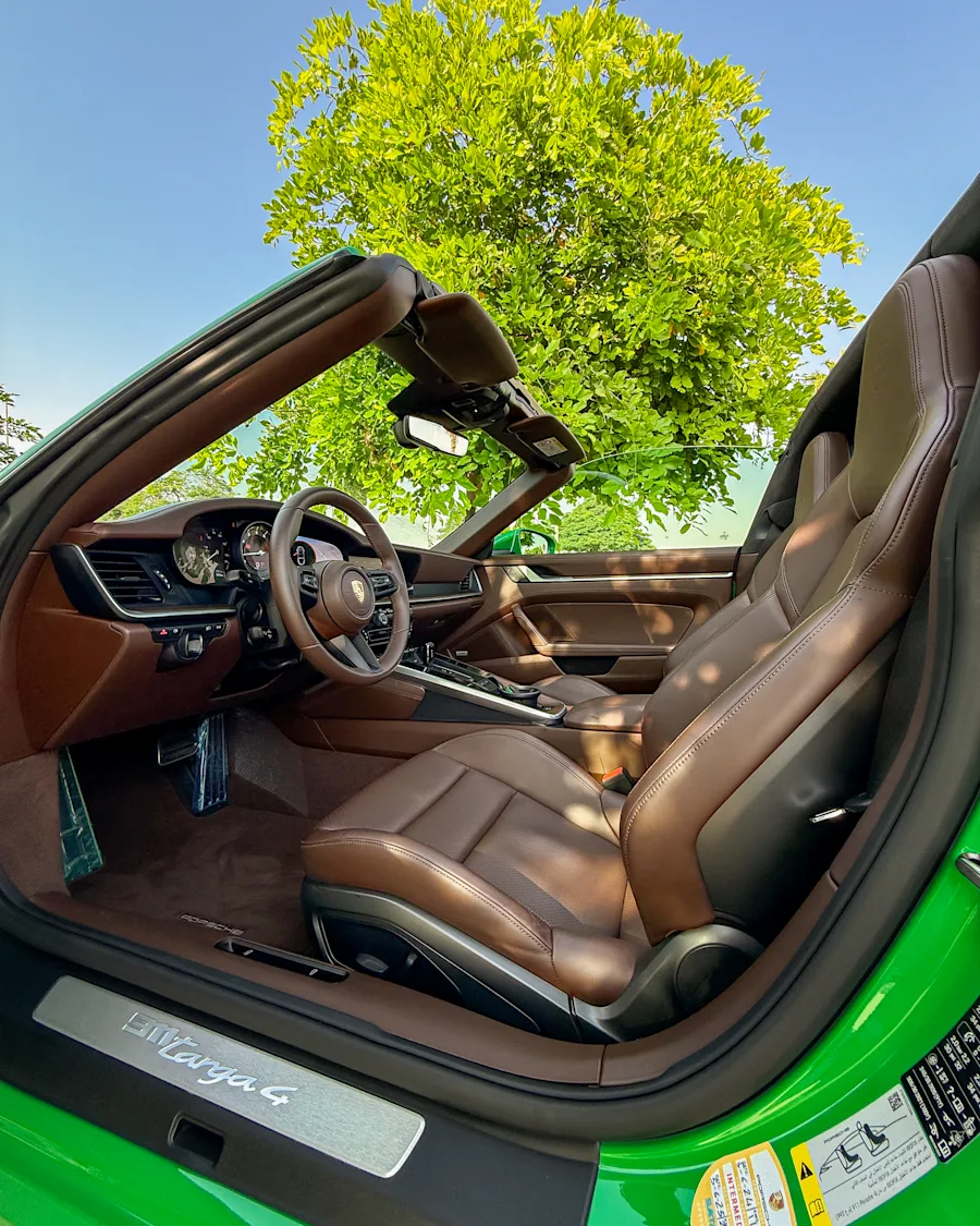 2022 Porsche Targa 4 Green 2022 for rent in Dubai — photo 8 of 10