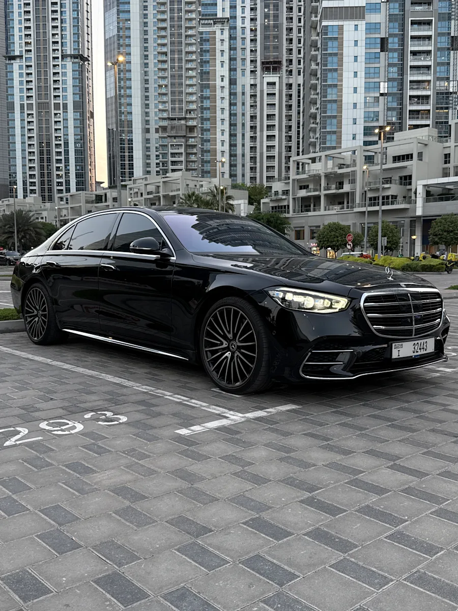Mercedes S500 Black 2022 2022 for rent in Dubai — photo 4 of 12